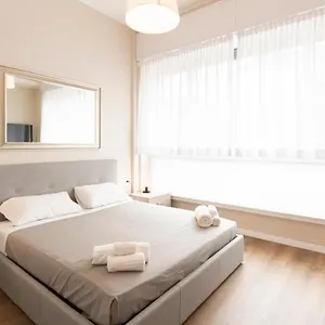 Appartamento Sweet - Via Torino, Milano